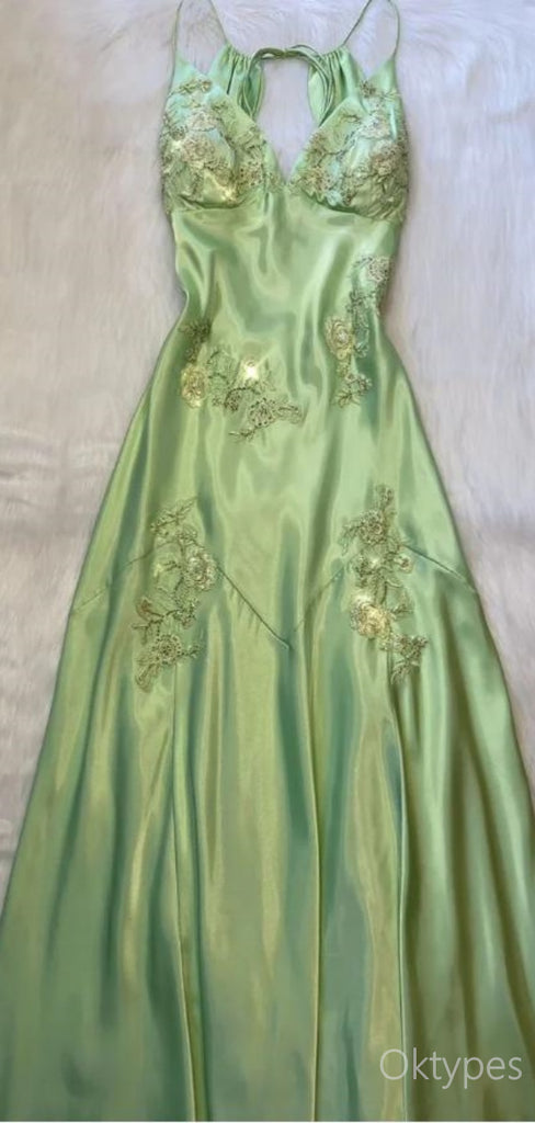 Green Appliqued V-Neck Spaghetti Strap Floor-Length Prom Dresses PDS1183