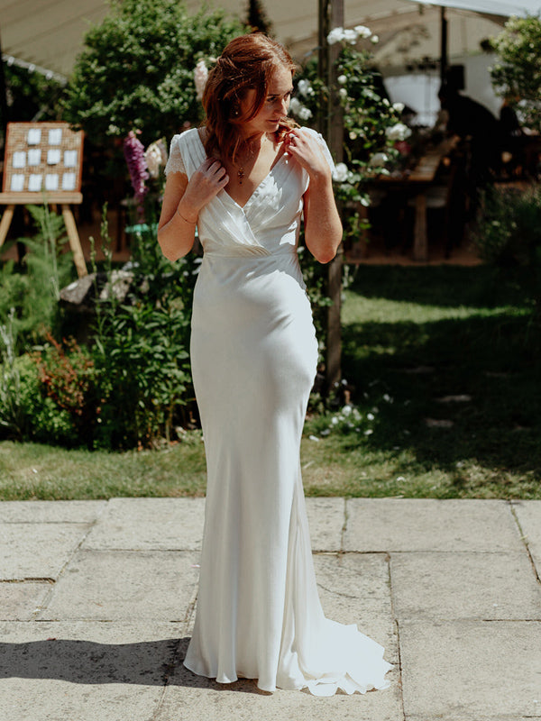 Elegnat V-neck Mermaid Short Sleeve Simple Wedding Dresses, WDS0102