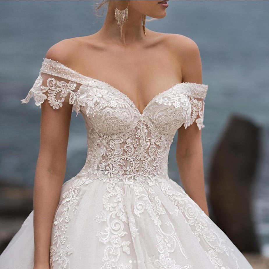 Beautiful V-neck Off Shoulder Cathedral Train Lace Elegant Wedding Dresses, WDS0111