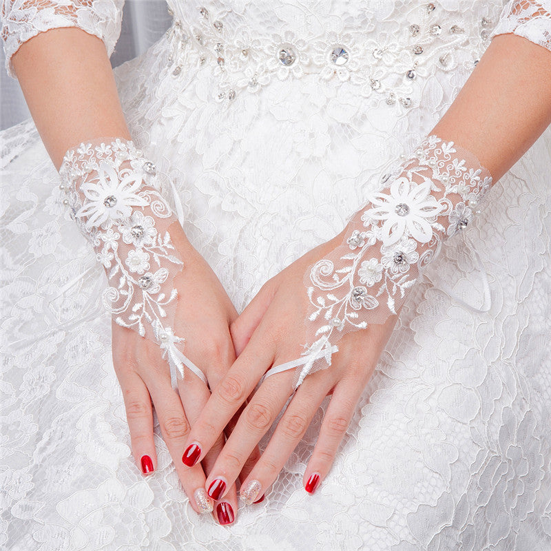Wedding Gloves, Lace Gloves, Short Gloves, Wedding Gloves With Beaded, TYP0538