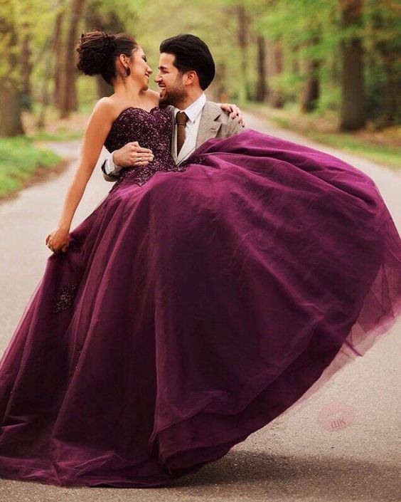 Ball Gown Sweetheart Tulle Wedding Dresses with Handmade Flowers, TYP1080