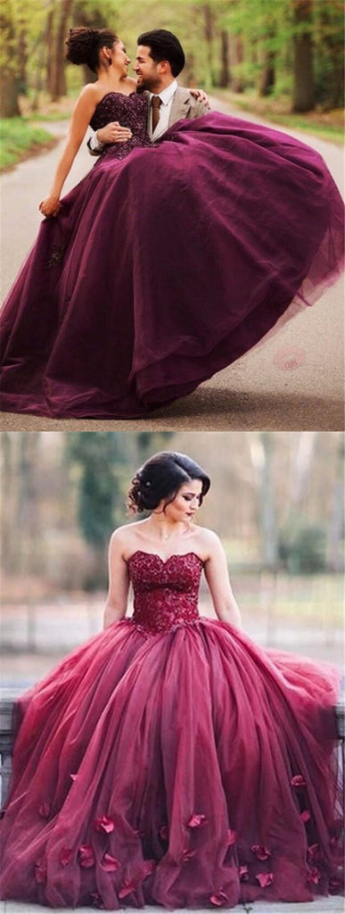 Ball Gown Sweetheart Tulle Wedding Dresses with Handmade Flowers, TYP1080